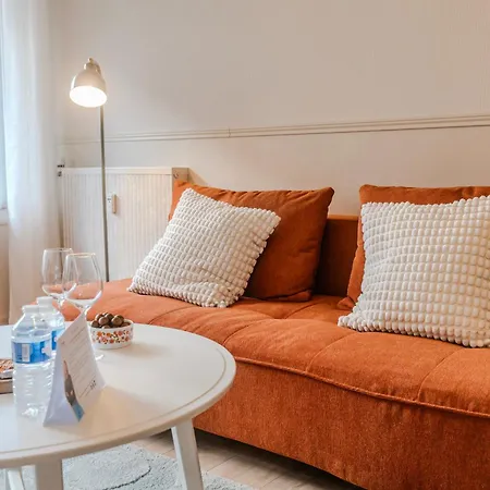 شقة L'auguste - Cosy - Parking - By La Caenciergerie *