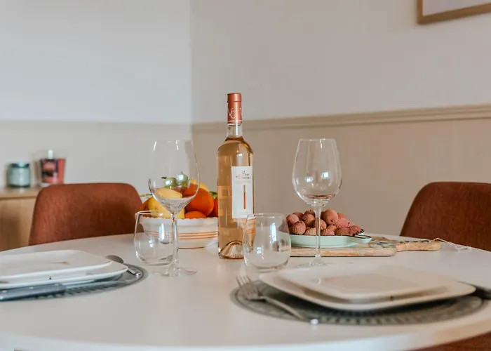 L'auguste - Cosy - Parking - By Primo Conciergerie